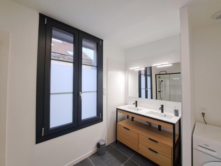 Appartement Antibes, Duplex Lumineux à Reims Extérieur photo