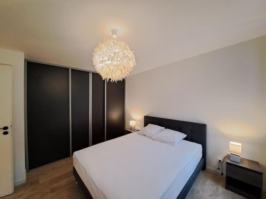 Appartement Antibes, Duplex Lumineux à Reims Extérieur photo