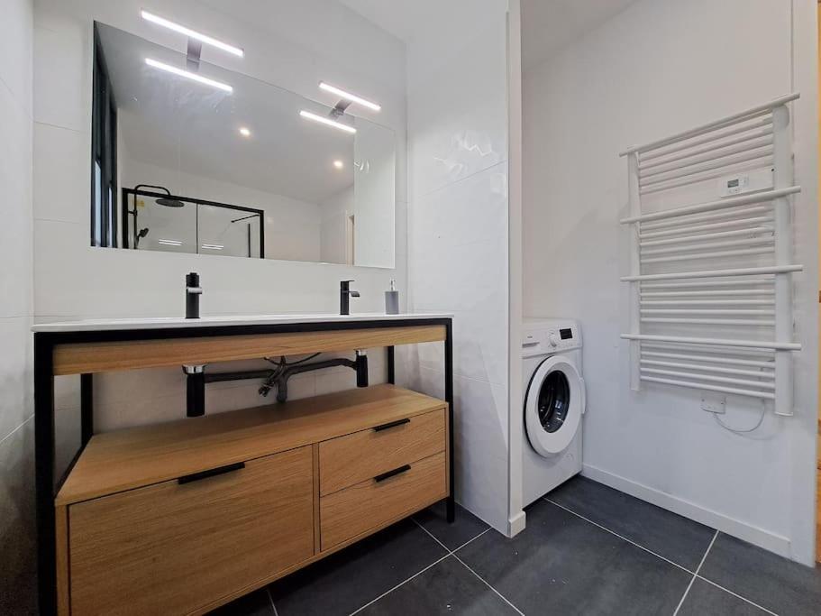 Appartement Antibes, Duplex Lumineux à Reims Extérieur photo